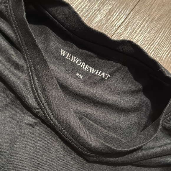 WeWoreWhat Short Sleeve Active Tee Black Med - Picture 5 of 6